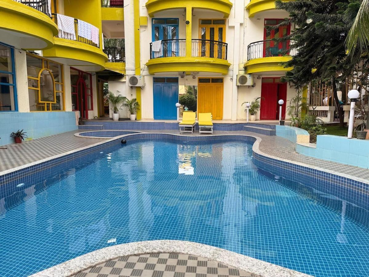 Panda Stays Cozy 2Bhk Near Candolim Beach Exterior photo